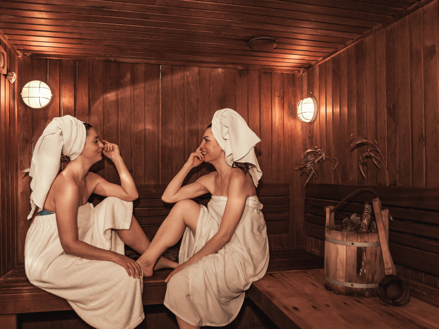 Порно русские девушки моются в бане