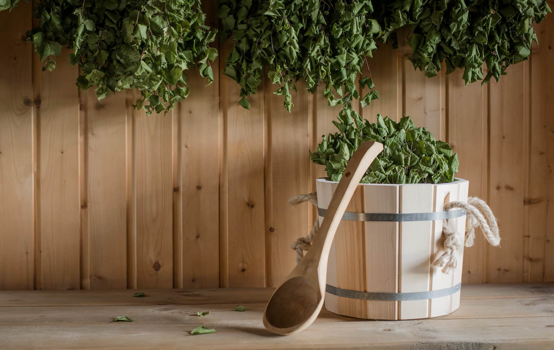 a-wooden-bucket-and-a-birch-broom-in-a-russian-bath-sauna (1)